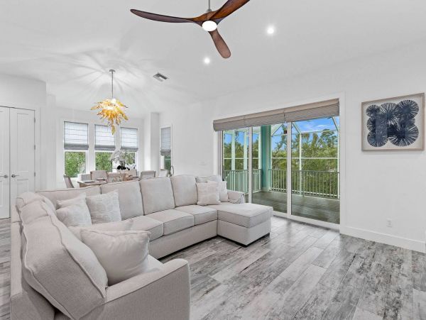 Sanibel Vacation Home Sleeps Six Guests
