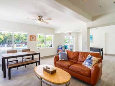 Marathon 4 Bedroom Canal Front Pool Home
