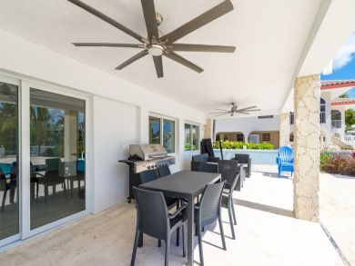 Marathon 4 Bedroom Canal Front Pool Home