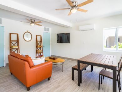 Marathon 4 Bedroom Canal Front Pool Home