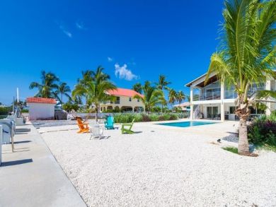 Marathon 4 Bedroom Canal Front Pool Home
