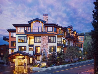 Four Bedroom Mountain View Ski Condo in Vail