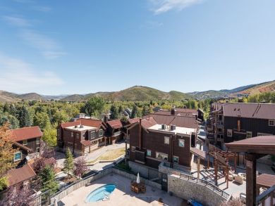 Park City Vacation Condo Sleeps Twelve Guests.