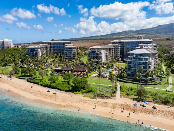 Luxurious Lahaina Rental: 3-Bedroom Suite on Kaanapali Beach