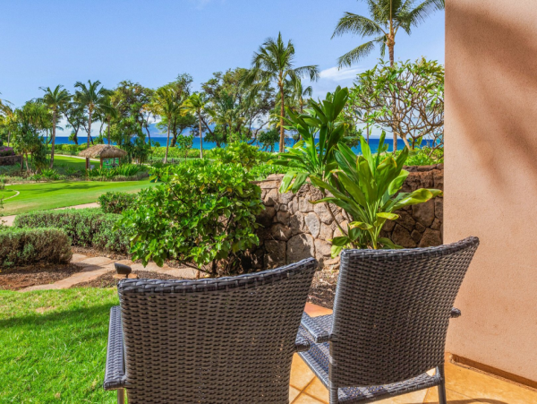Luxurious Lahaina Rental: 3-Bedroom Suite on Kaanapali Beach