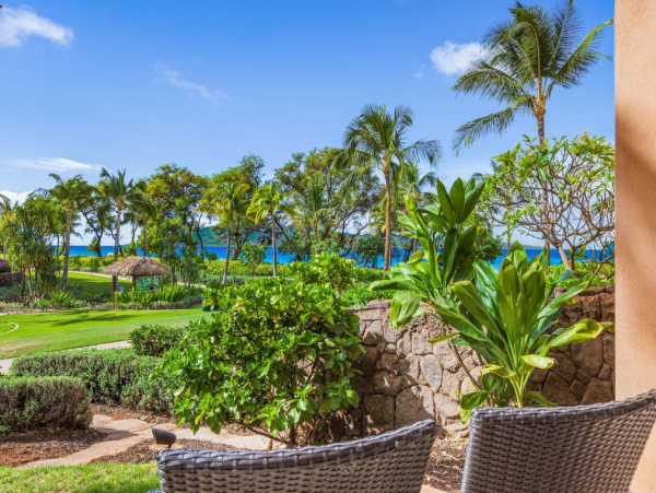 Luxurious Lahaina Rental: 3-Bedroom Suite on Kaanapali Beach