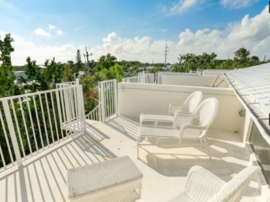Key Largo Vacation Condo Sleeps Eight Guests.