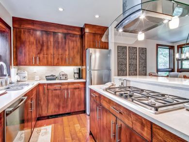 Vail Vacation Home Sleeps Twelve Guests.