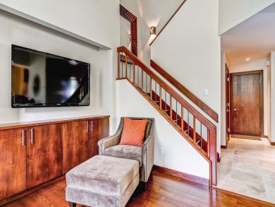 Vail Vacation Home Sleeps Twelve Guests.