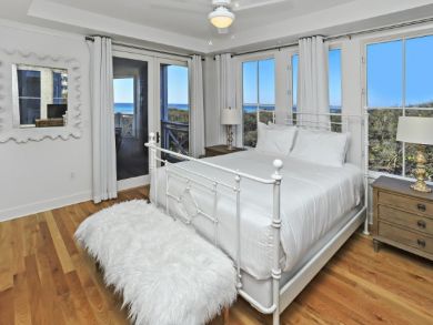 WaterSound Vacation Condo Sleeps Six Guests.