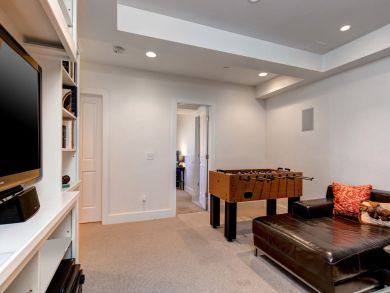 4 Bedroom Ski Home in Park City, Hot Tub & Mountain View