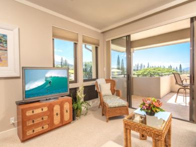 Kapalua Vacation Condo Sleeps Four Guests. 1.5 Bathrooms