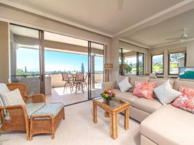Kapalua Vacation Condo Sleeps Four Guests. 1.5 Bathrooms