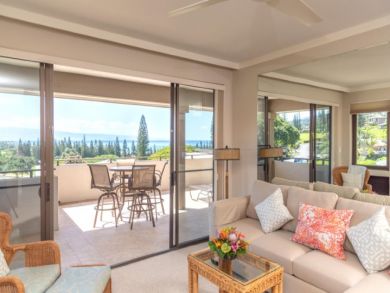 Kapalua Vacation Condo Sleeps Four Guests. 1.5 Bathrooms