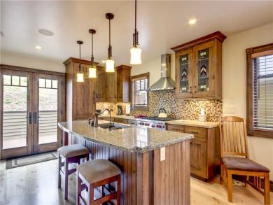 Park City Vacation Home Sleeps Eight Guests. Park City Vacation Home Sleeps Eight Guests.