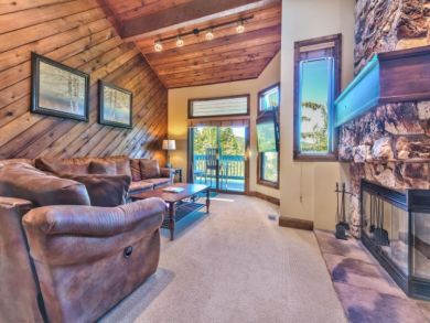 3 Bedroom Townhome With Den in Deer Valley 3 Bedroom Townhome With Den in Deer Valley