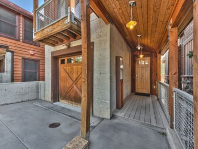 Park City Vacation Home Sleeps Nine Guests.