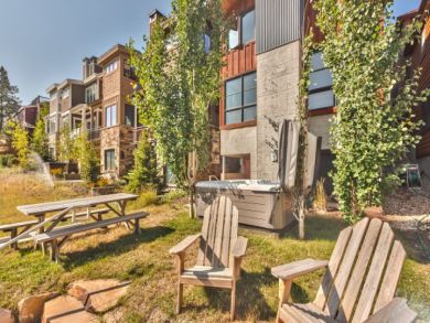 Park City Vacation Home Sleeps Nine Guests.