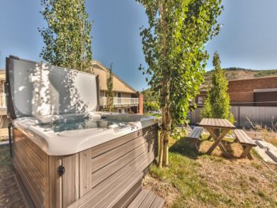 Park City Vacation Home Sleeps Nine Guests.