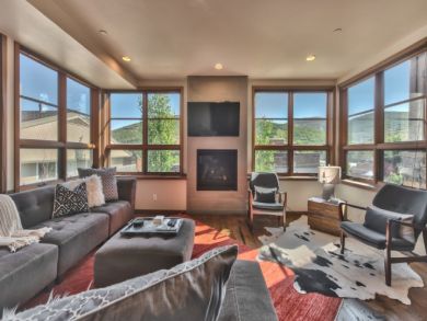 Park City Vacation Home Sleeps Nine Guests.
