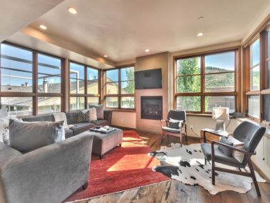 Park City Vacation Home Sleeps Nine Guests.