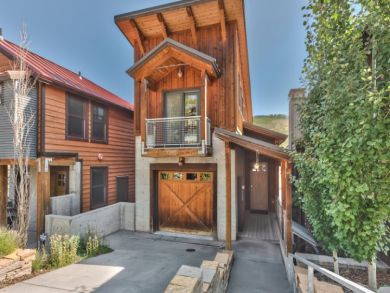Park City Vacation Home Sleeps Nine Guests.