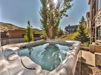 Park City Vacation Home Sleeps Nine Guests.