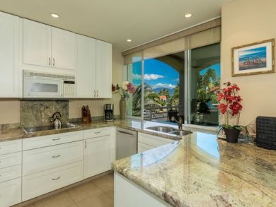 Charming Vacation Rental on Wailea. Call Today.