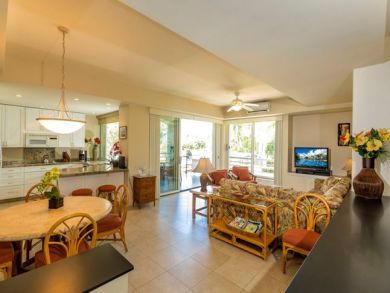 Charming Vacation Rental on Wailea. Call Today.