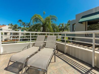 Charming Vacation Rental on Wailea. Call Today.