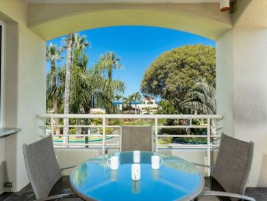Charming Vacation Rental on Wailea. Call Today.