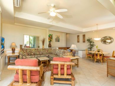 Charming Vacation Rental on Wailea. Call Today.