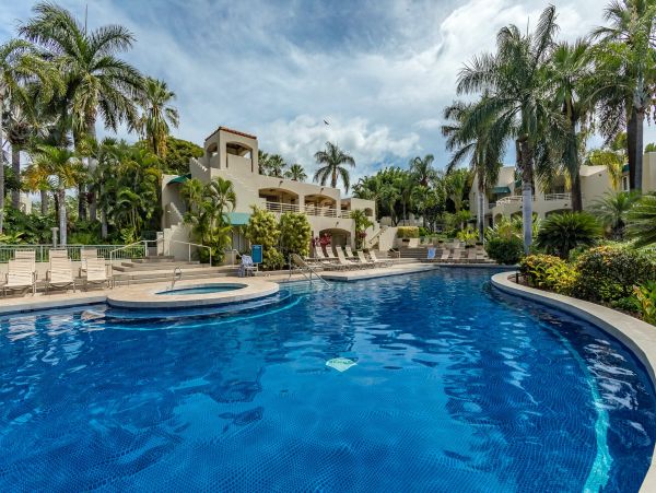 Spacious Wailea Oasis Near Beaches, Golf, and Island Adventures