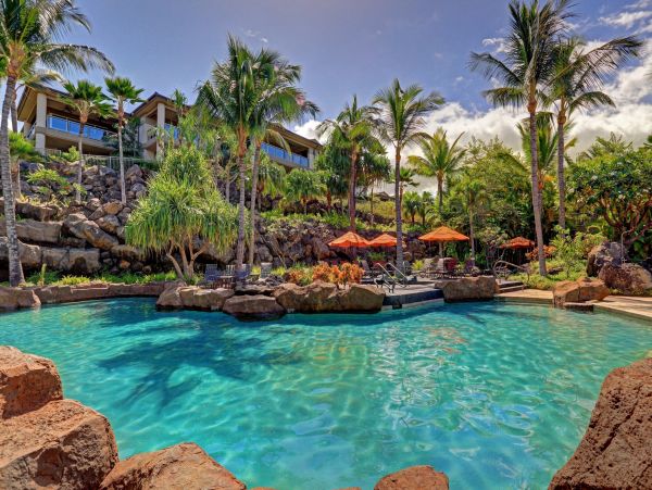 Luxurious 3-Bedroom Villa in Maui - Ultimate Island Retreat
