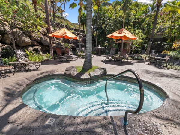 Luxurious 3-Bedroom Villa in Maui - Ultimate Island Retreat