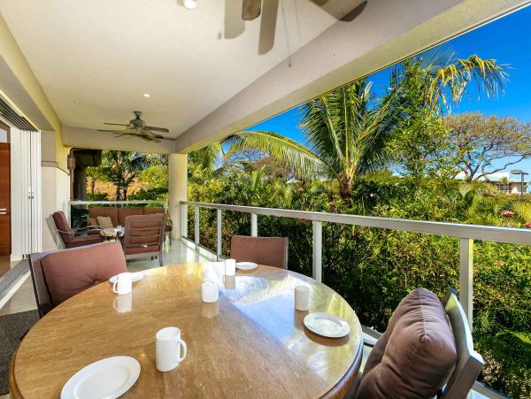 Luxurious 3-Bedroom Villa in Maui - Ultimate Island Retreat