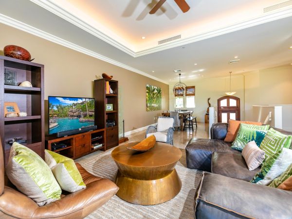 Luxurious 3-Bedroom Villa in Maui - Ultimate Island Retreat