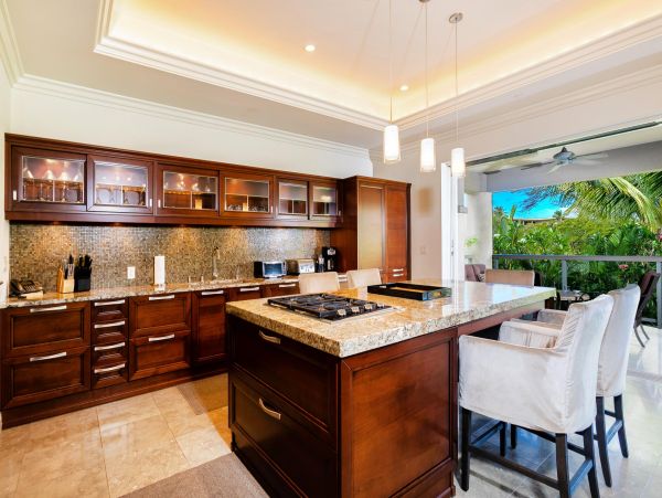 Luxurious 3-Bedroom Villa in Maui - Ultimate Island Retreat