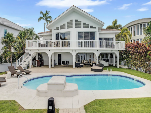 Key Colony Beach Vacation Home Sleeps Ten Guests