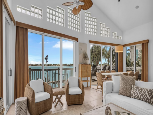 Key Colony Beach Vacation Home Sleeps Ten Guests