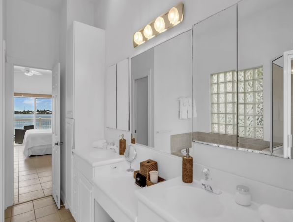 Key Colony Beach Vacation Home Sleeps Ten Guests