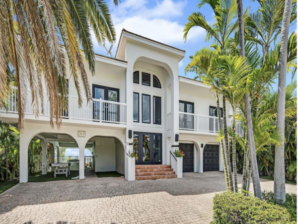 Key Colony Beach Vacation Home Sleeps Ten Guests