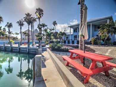 Hard to Beat 4 Bedroom Home Pool Dockage and Walk to Beach