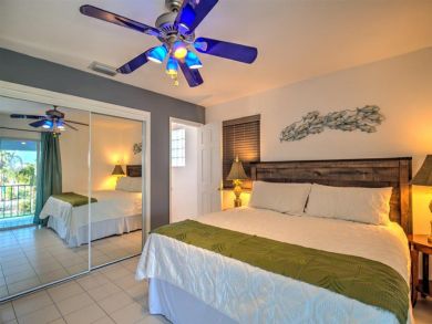 Hard to Beat 4 Bedroom Home Pool Dockage and Walk to Beach