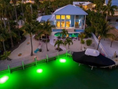 Hard to Beat 4 Bedroom Home Pool Dockage and Walk to Beach