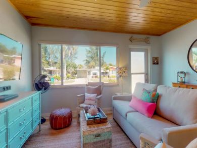 Anna Maria Island Holmes Beach Home 921994