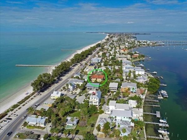 Gorgeous Island Vacation Home with Private Pool Sleeps 8