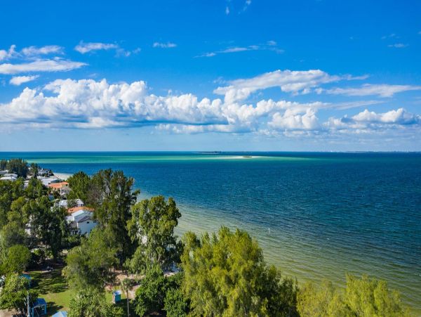 Anna Maria Walk to Beach Vacation Rental Home Three Bedrooms