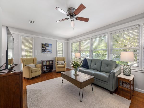 Anna Maria Walk to Beach Vacation Rental Home Three Bedrooms