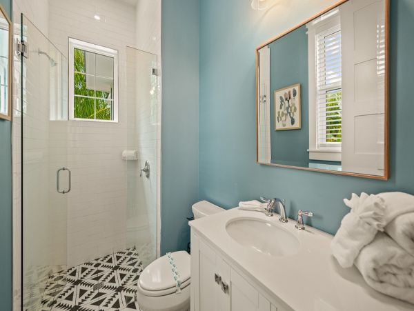 Five Bedroom Anna Maria Island Home On the Beach Block!